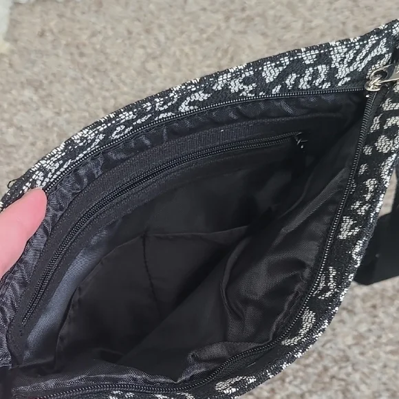 Thirty-One Black and White Crossbody Bag - Picture 4 of 8